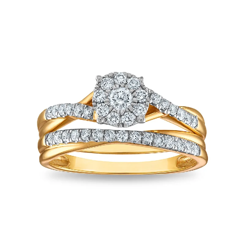 1/2 CTW Diamond Cluster Bridal Set Ring in 10KT Yellow Gold