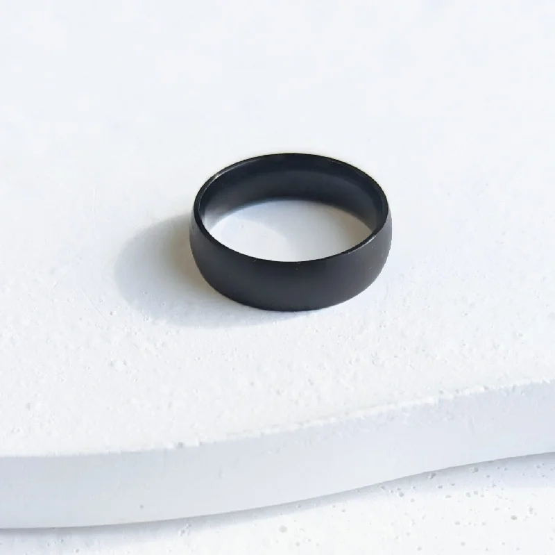 Black Men's Band Ring