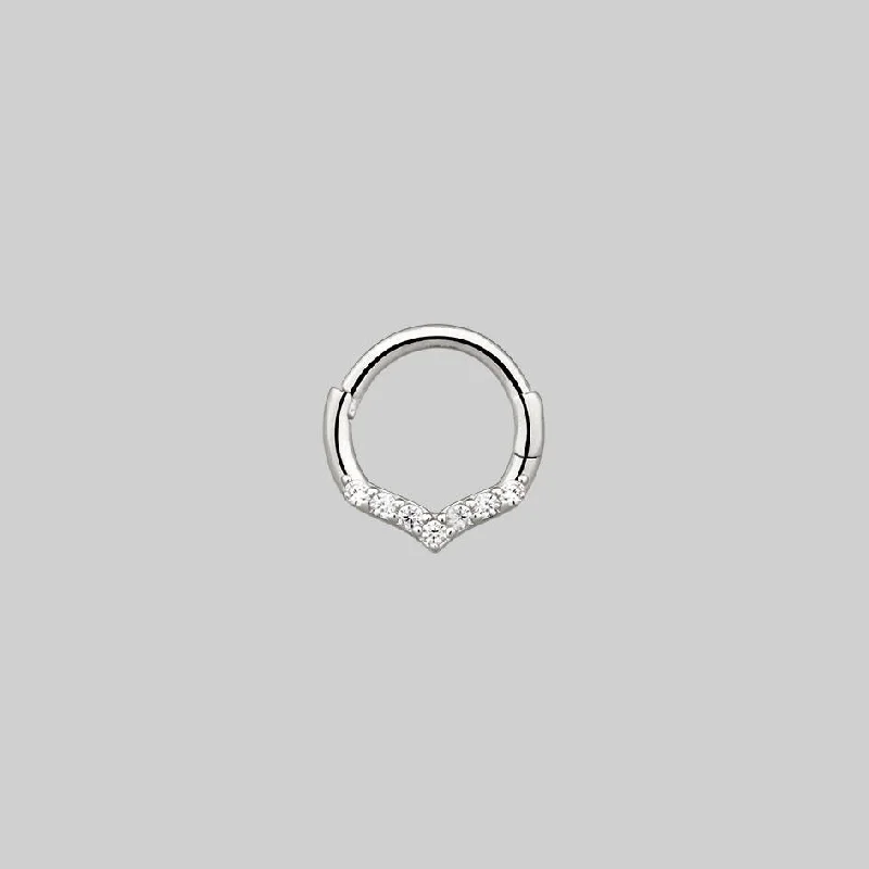 CUPID. Chevron Silver Clicker Ring - Septum