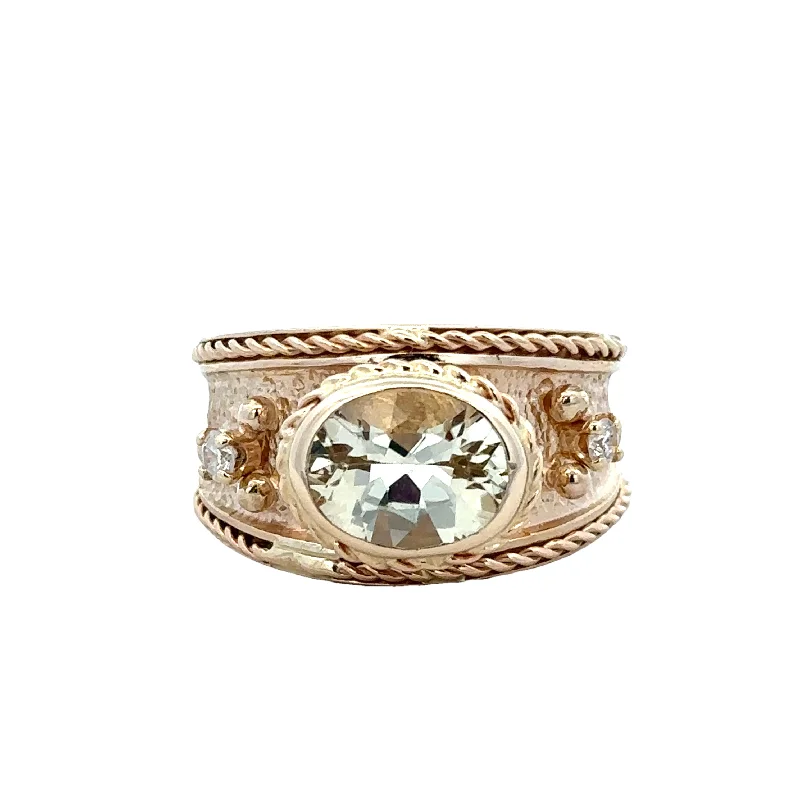 Golden Beryl and Diamond Ring in Yellow Gold