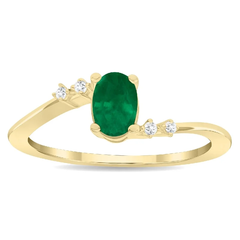 Women's Oval Shaped Emerald and Diamond Tierra Ring in 10K Yellow Gold