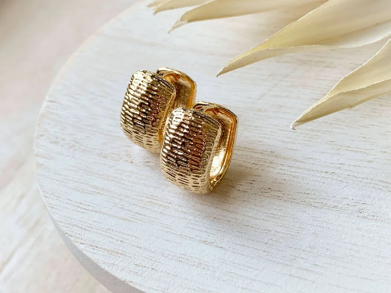 Carolina Chunkier Gold Plated Huggie Earrings